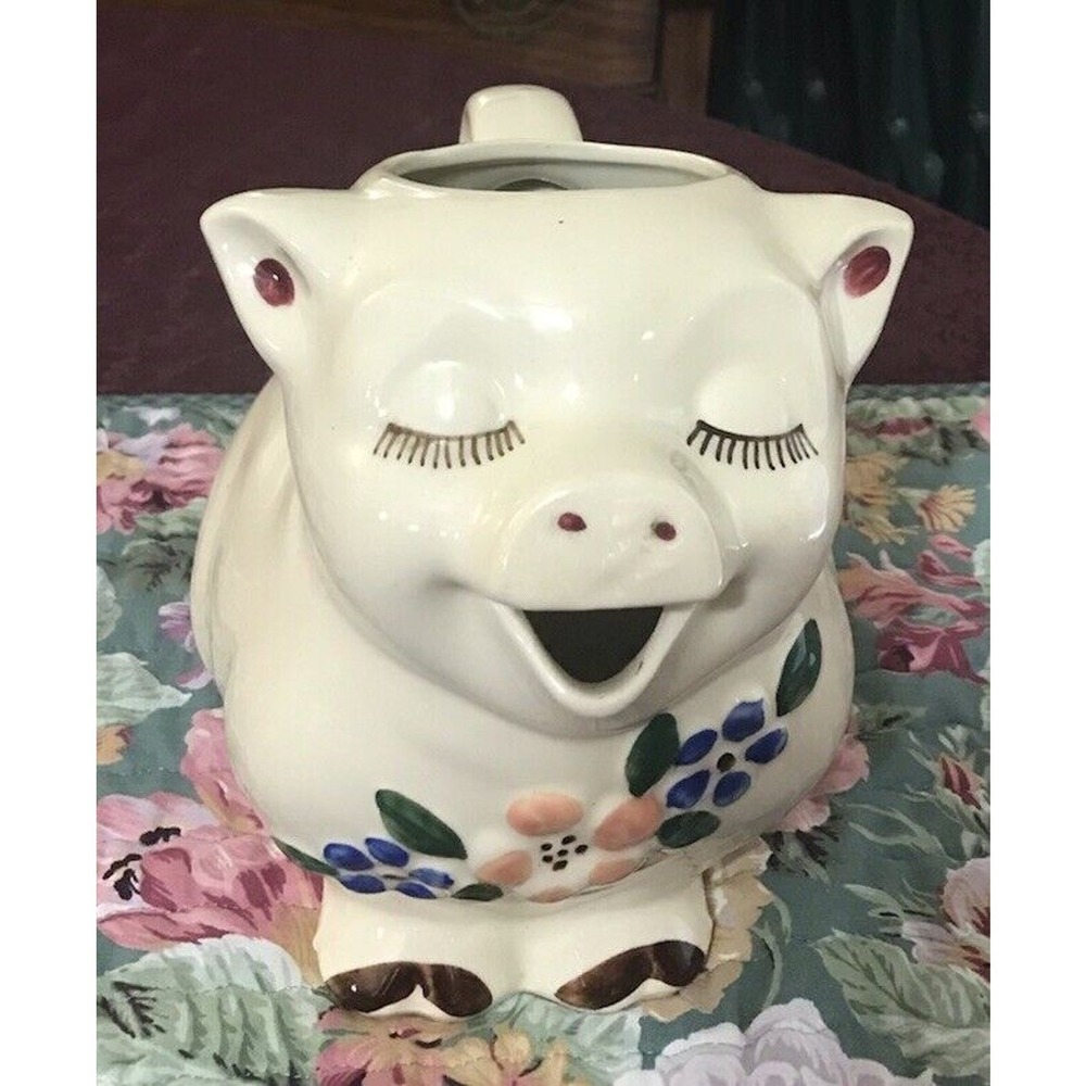 Vintage Hand Painted Shawnee Pottery Smiley Pig Pitcher 7.63" x‎ 8" x 5.5"